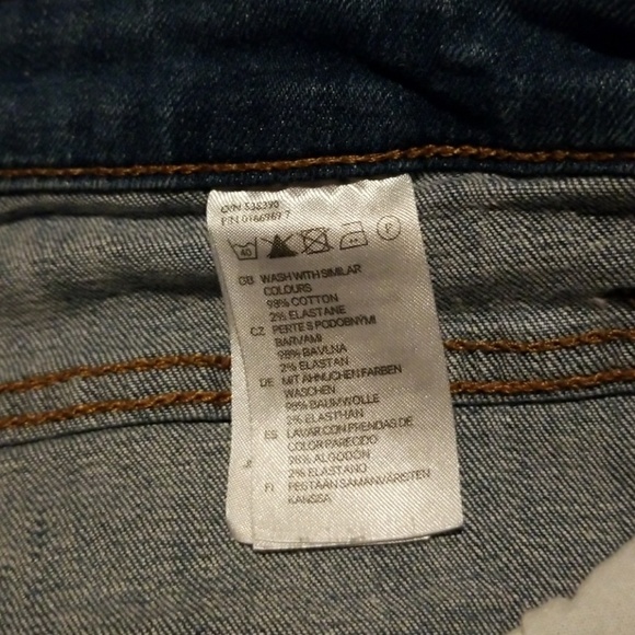 H&M women's Bermuda denim jean shorts - Picture 4 of 4